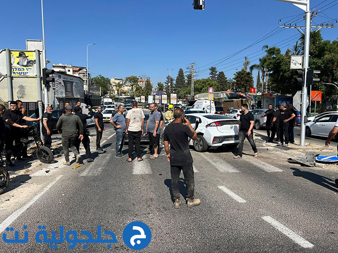 5 اصابات احداهما خطيرة بحادث طرق على شارع 444 - مفرق جلجولية 